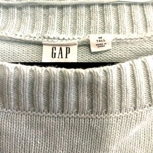 Gap women’s aqua boatneck sweater
